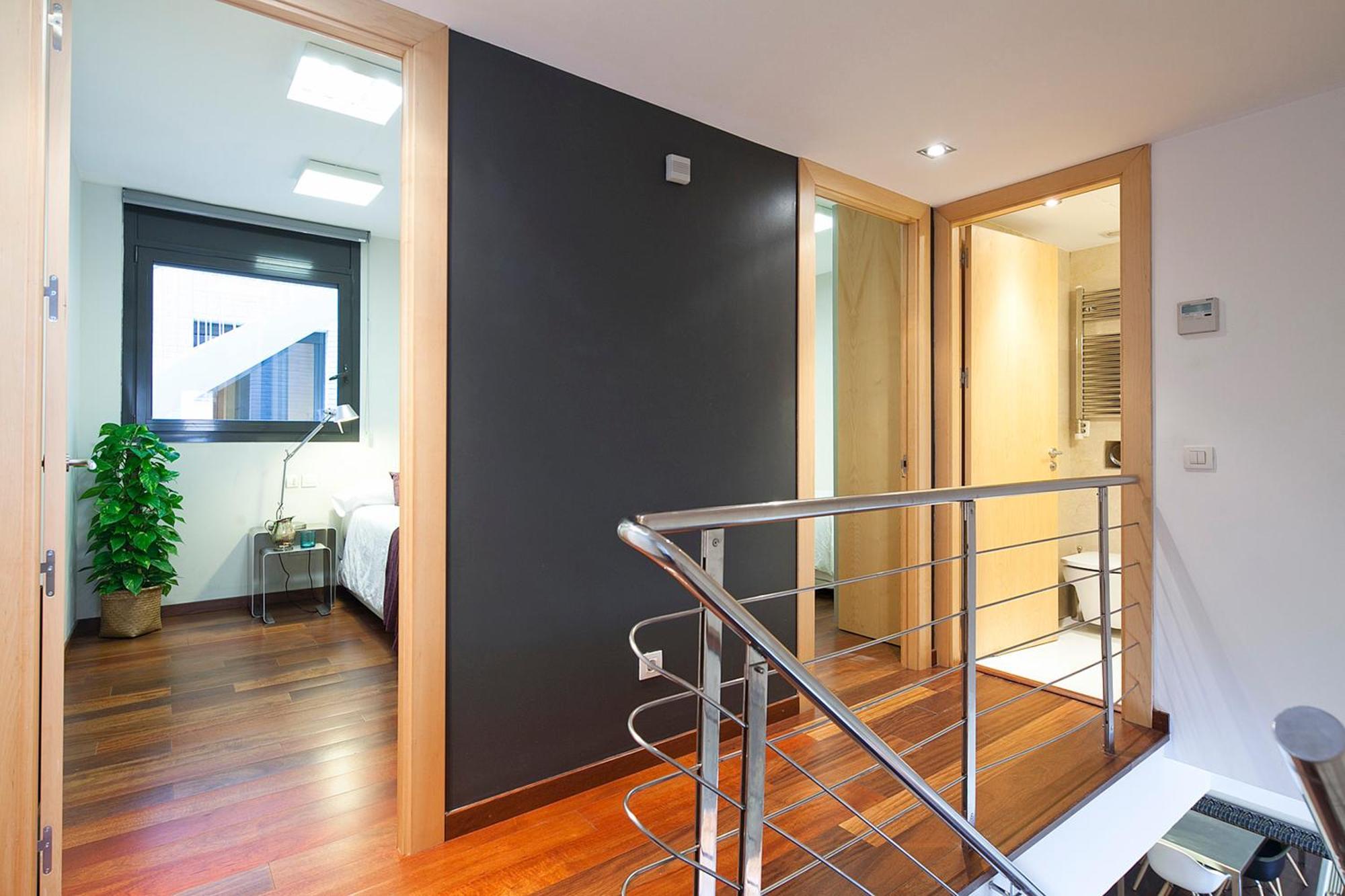 My Space Emirates - Splendid Apartment With Terrace And Pool Near Park Gueell Barcelona Exteriör bild