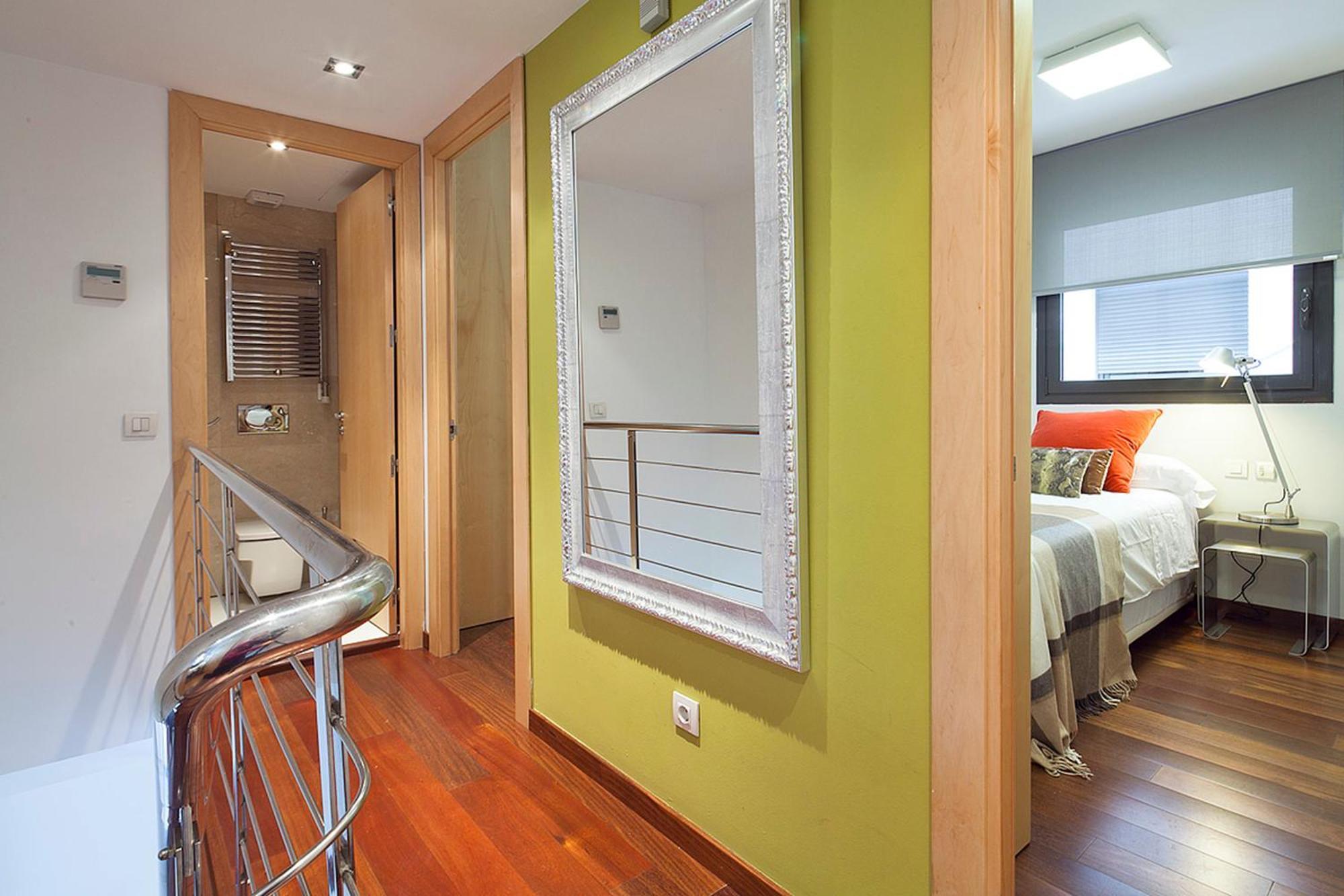 My Space Emirates - Splendid Apartment With Terrace And Pool Near Park Gueell Barcelona Exteriör bild