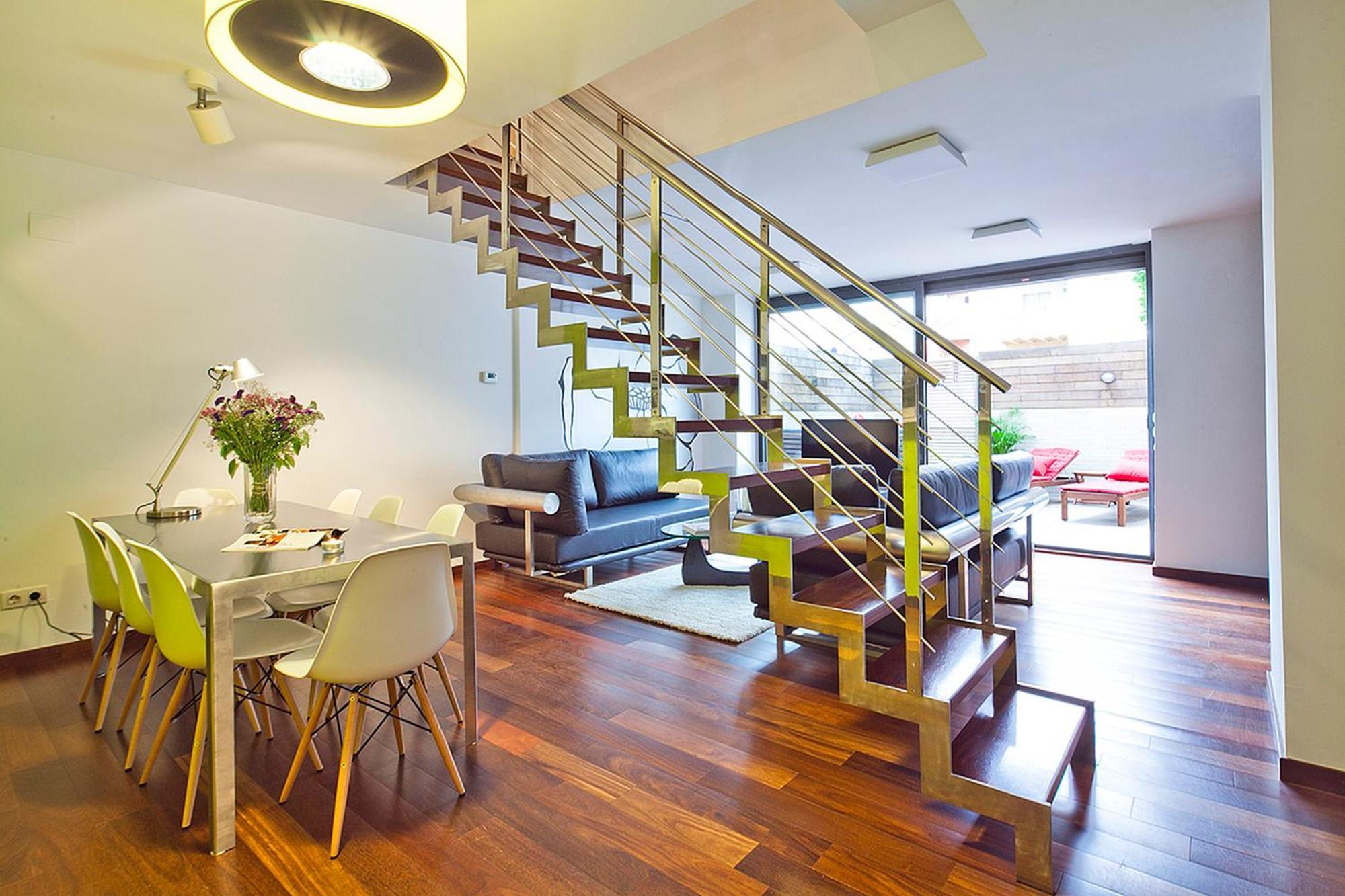 My Space Emirates - Splendid Apartment With Terrace And Pool Near Park Gueell Barcelona Exteriör bild