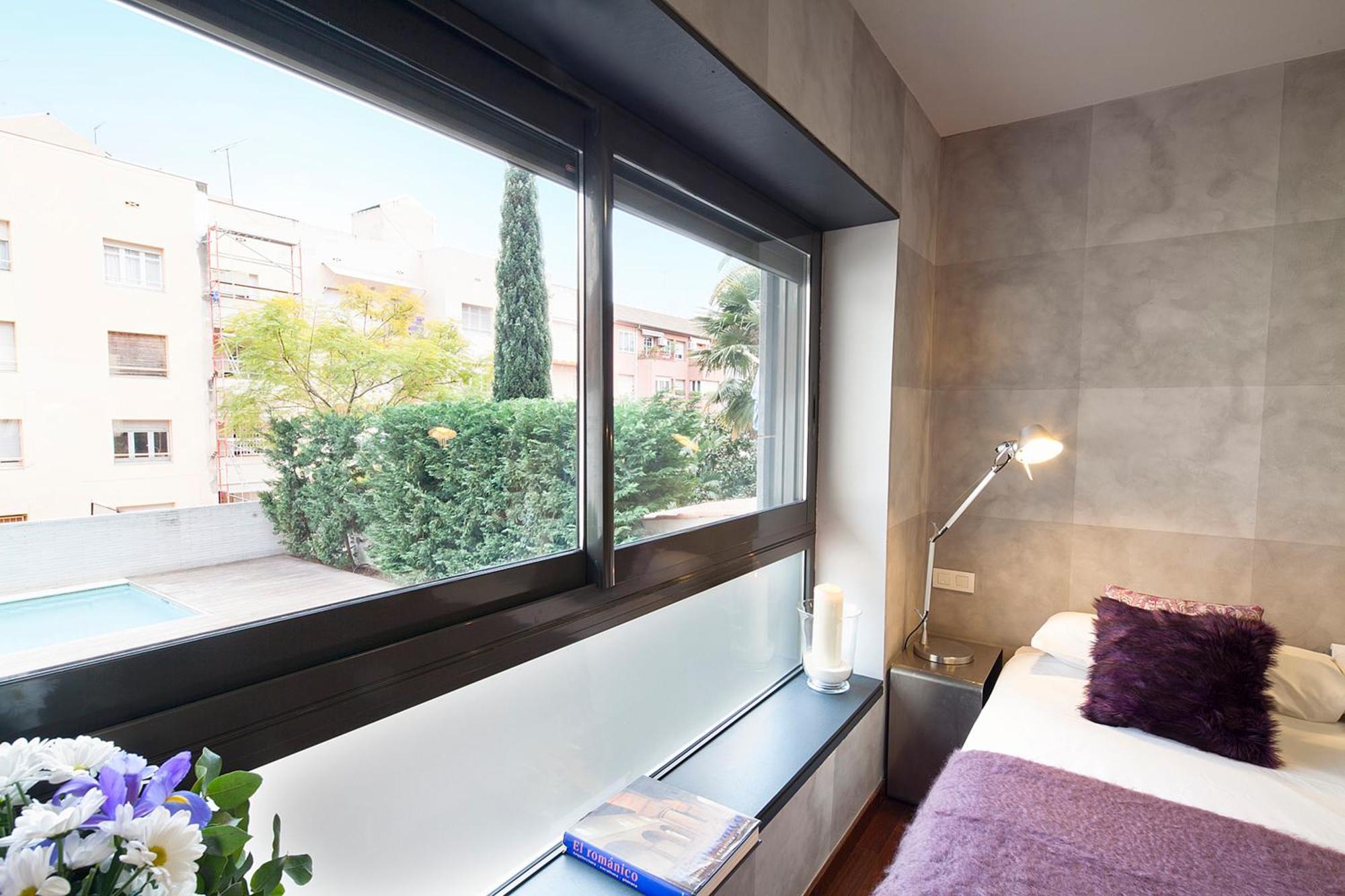 My Space Emirates - Splendid Apartment With Terrace And Pool Near Park Gueell Barcelona Exteriör bild